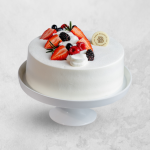 Strawberry Cream Cake Small